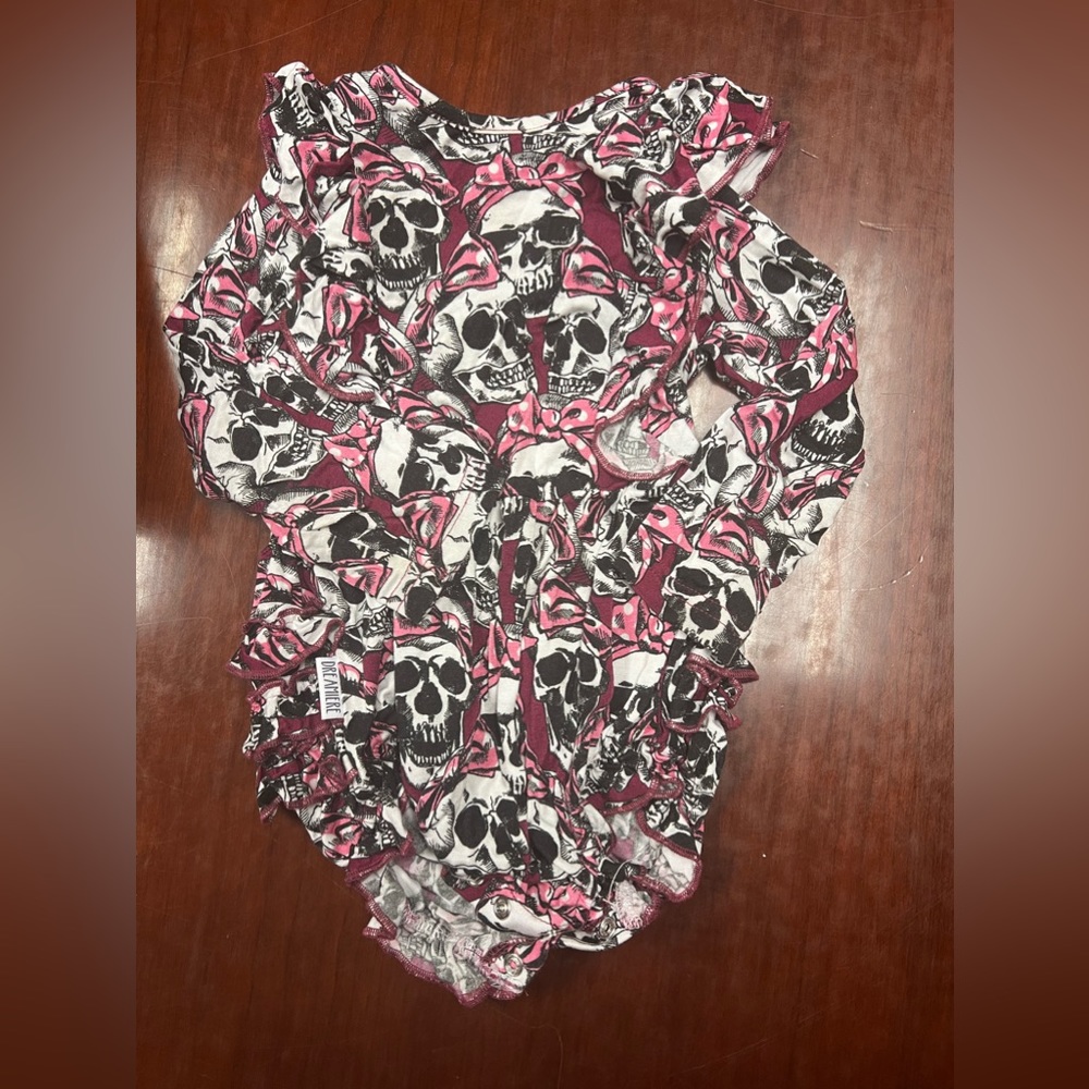 Dreamiere Onsie with frill